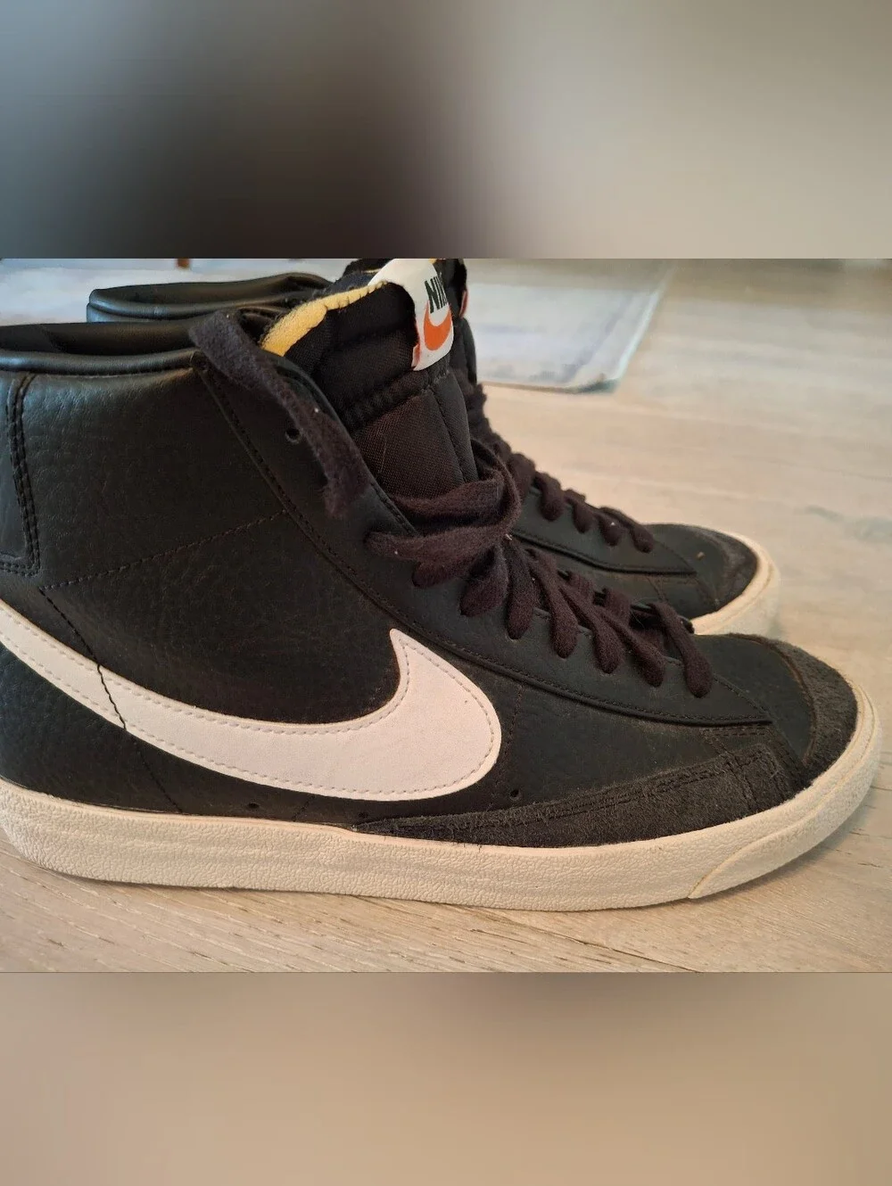 Nike Black High-Top Mid 77 Blazers Sneakers